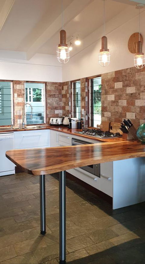 Cairns Beach House Our Oasis - Holiday Jervis Bay 1