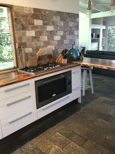 Cairns Beach House Our Oasis - Holiday Jervis Bay 11