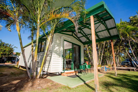 NRMA Bowen Beachfront Holiday Park - Holiday Jervis Bay 10