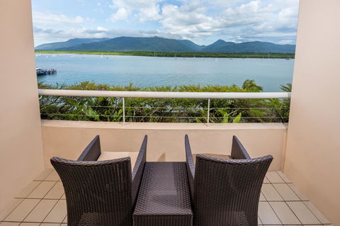 Hilton Cairns - Holiday Jervis Bay 29