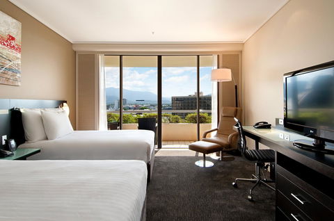 Hilton Cairns - Holiday Jervis Bay 33