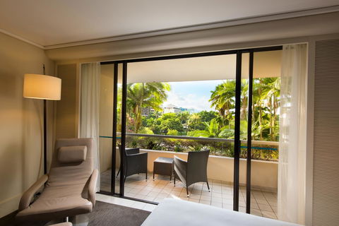 Hilton Cairns - Holiday Jervis Bay 10