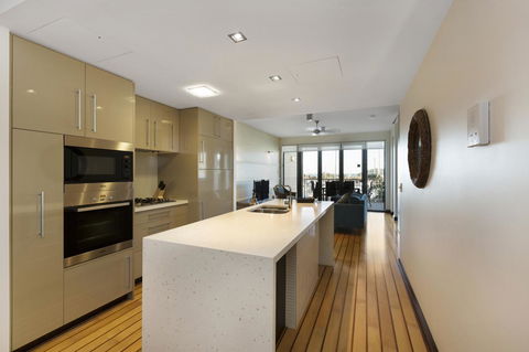Boathouse Port Of Airlie - Holiday Jervis Bay 6