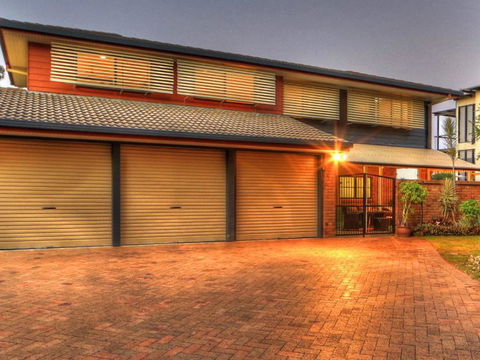 Belle Vue Beach House By Discover Stradbroke - Holiday Jervis Bay 2