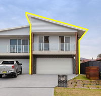 'Birubi Breezes' 2/7 Fitzroy St - Large Duplex with Air Conditioning WIFI  only 5 minute walk to the beach - Holiday Jervis Bay