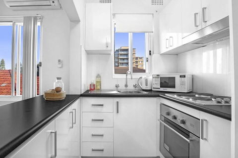 10 South Pacific 2 Bedrooms - Holiday Jervis Bay 1