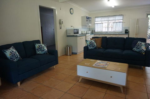 11 Bomburra Court - Rainbow Beach, Comfortable Beach House, Plenty Of Boat Parking - Holiday Jervis Bay 0
