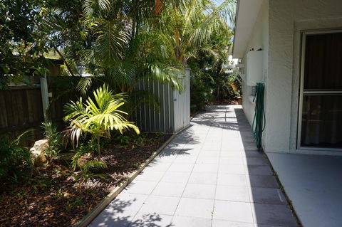 11 Bomburra Court - Rainbow Beach, Comfortable Beach House, Plenty Of Boat Parking - Holiday Jervis Bay 3