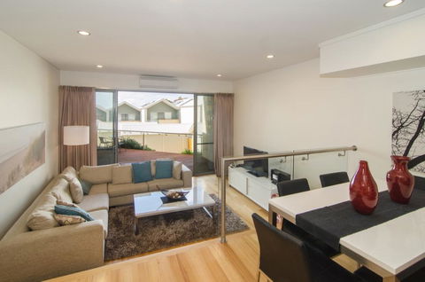 16 Seine Bay Apartment - Holiday Jervis Bay 1