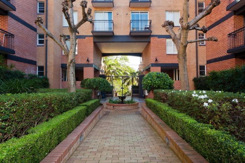 2 Bed Sydney Executive Apt Close To City - Holiday Jervis Bay 3