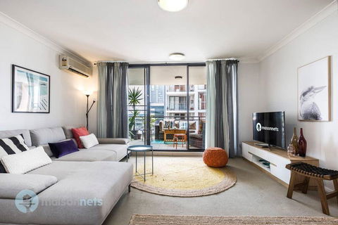 2 Bedroom 2 Bathroom Apt With Balcony And Parking - Holiday Jervis Bay 0