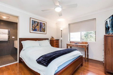 2 Bedroom With Parking & AC Close To Beach & City - Holiday Jervis Bay 1