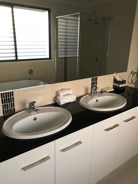 21 On Hursley Motel Apartments - Holiday Jervis Bay 3