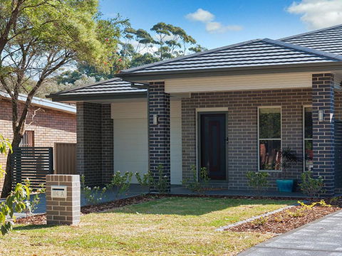 Calm At Shoal Bay - Holiday Jervis Bay 1