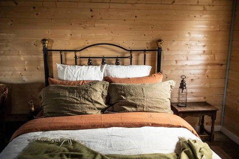 Cabin In The Snowy Mtns - Moonbah - Holiday Jervis Bay 2