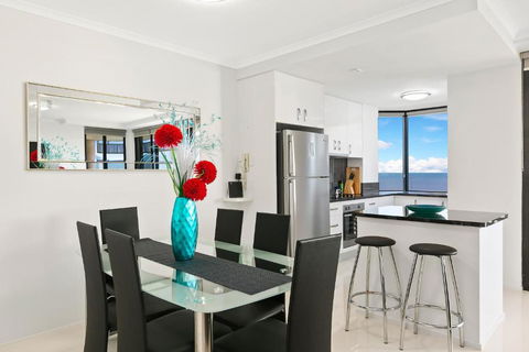 Cairns Luxury Waterview Apartment - Holiday Jervis Bay 4