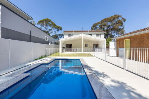Callala On King - Pet Friendly With Swimming Pool - Holiday Jervis Bay 0