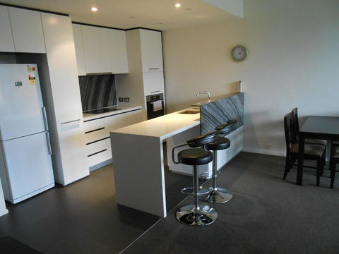 CBD ARTments In Cultural Precinct - Holiday Jervis Bay 1