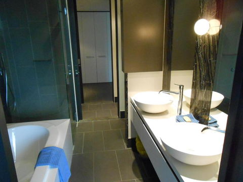 CBD ARTments In Cultural Precinct - Holiday Jervis Bay 2