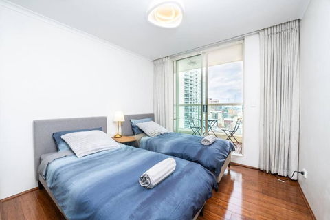 CBD Sydney - KING Suite Sussex St 2 Room 1 Parking - Holiday Jervis Bay 2