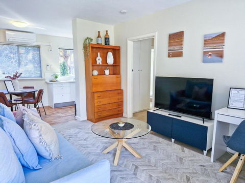 Crawley Cosy Urban Retreat Close To CBD UWA Free Park Netflix - Holiday Jervis Bay 2