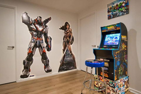 DC Vs Marvel Theme Ft Arcade Machine Pool Gym Sauna BBQ - Holiday Jervis Bay 2