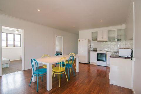 3 Bedroom Apartment / Spence St - Holiday Jervis Bay 1