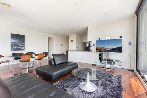 3-Bed Apartment With Parking Near Parks And Dining - Holiday Jervis Bay 0
