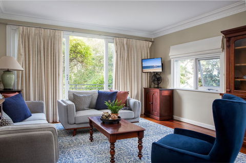 3-Bed House Near Bondi Beach With Balcony, Parking - Holiday Jervis Bay 0