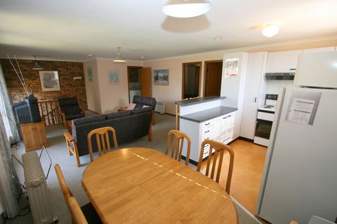 3/9 Park Road, Jindabyne - Holiday Jervis Bay 3