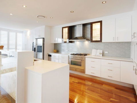 4.5 Million Dollar Dream Mansion In Surfers Paradise - Holiday Jervis Bay 3