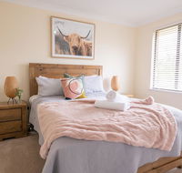 42 Rosemary Lane - Central Orange - Spacious Family Home - Quiet Lane - Holiday Jervis Bay