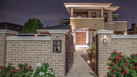 5 Star Room With Own Bathroom - Singles, Couples, Families Or Executives - Holiday Jervis Bay 1