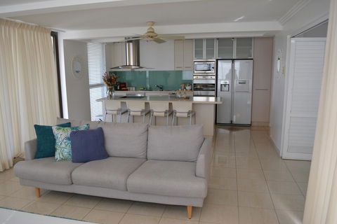 5,  Apartment On The Esplanade - Holiday Jervis Bay 1