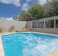 516 'Oaks Pacific Blue' 265 Sandy Point Road- private pool aircon WIFI - Holiday Jervis Bay