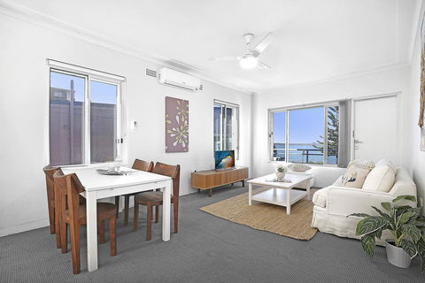 7 South Pacific Apartments - Holiday Jervis Bay 1