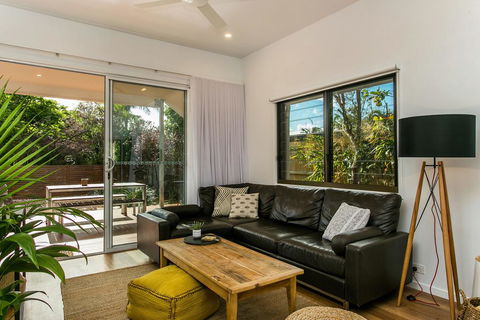 A SWEET ESCAPE - Alcorn House - Holiday Jervis Bay 3