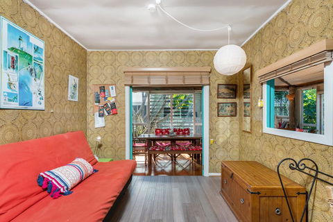 A SWEET ESCAPE - Beachcombers Cottage Beachfront - Holiday Jervis Bay 3