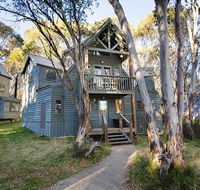 Absinthe - Holiday Jervis Bay