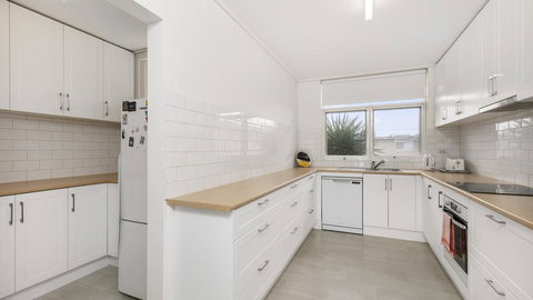 ABSOLUTE BEACHFRONT - FRANKSTON - Holiday Jervis Bay 2