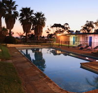 Absolute Lakes Entrance Motel - Holiday Jervis Bay