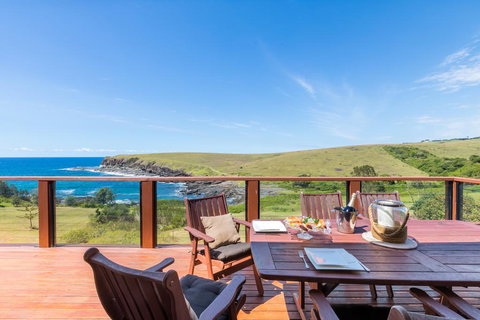 Absolute Oceanfront Cottage - Holiday Jervis Bay 3