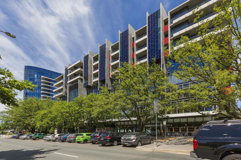 Accommodate Canberra - New Acton - Holiday Jervis Bay 1