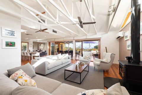 Acqua Vista - Water View, Fireplace, Walk To Beach - Holiday Jervis Bay 0