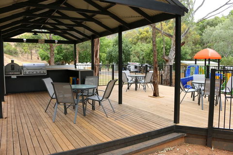 Adelaide Brownhill Creek Tourist Park - Holiday Jervis Bay 2