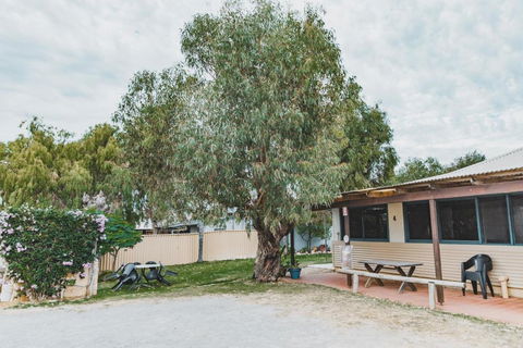 Dongara Hotel Motel - Holiday Jervis Bay 3