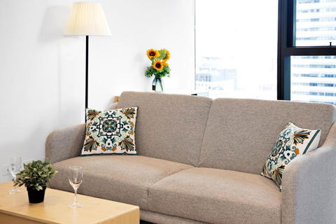 EPORO Tower Modern Apartments Melbourne Central CBD - Holiday Jervis Bay 2