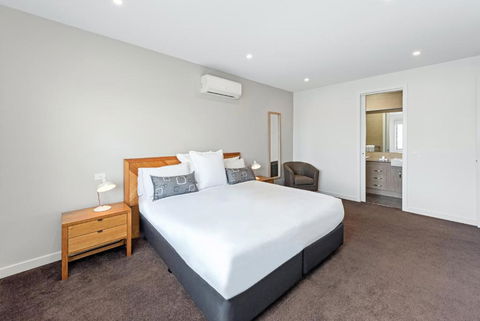 Fawkner Executive Suites & Serviced Apartments - Holiday Jervis Bay 0