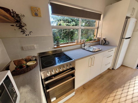 Garden Rest - Holiday Jervis Bay 2