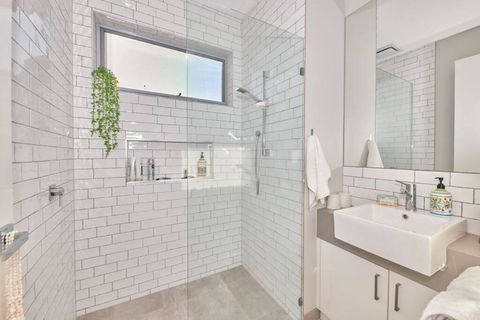 Grove Hideaway - Peaceful 2 Bed Townhouse - Holiday Jervis Bay 4